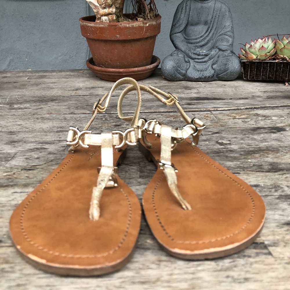 Jessica Simpson Sandals - Picture 2 of 9